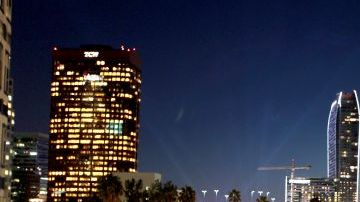 Vista de la autopista 110, Harbor Freeway, en la zona del centro de Los Ángeles.