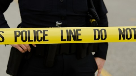 La mujer fue declarada muerta en la escena.