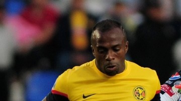 Christian Benítez supera la marca de Jorge Hernández en un ataque del jugador americanista, que se despachó con 3 dianas.