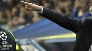 Manuel Pelligrini es buscado por el Manchester City