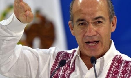 El ex presidente Calderón pidiío armamento militar de última tecnología para su estrategia contra el narcotráfico