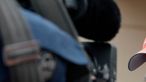 Button habló con los medios acerca del incidente y el malentendido en el circuito de Bahreín.