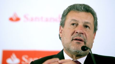 Presidente del Grupo  Santander, en México,  Marcos Martínez.