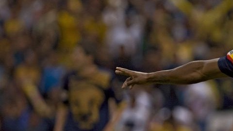 El ecuatoriano es el primer tricampeón goleador del América desde Enrique Borja en los años 70.