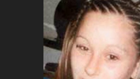 En la foto del FBI se puede ver a Amanda Berry con el nuevo estatus de "recuperada".