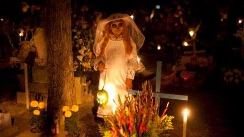 "Dia de muertos" no puede ser registrada pues es Patrimonio Cultural de la Humanidad, según la UNESCO