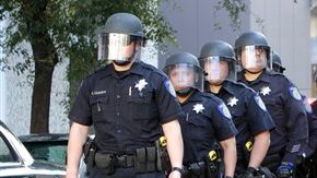 La detenida cacheteó al oficial para conseguin un "benéfico" fin