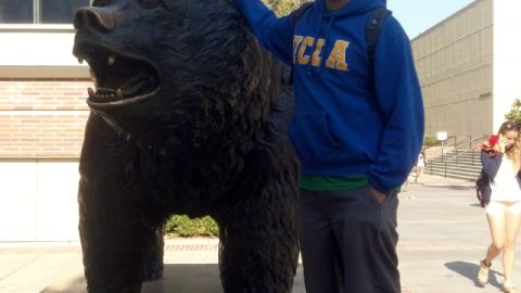 Emmanuel Bravo, estudiante de  Ciencias Políticas en UCLA.