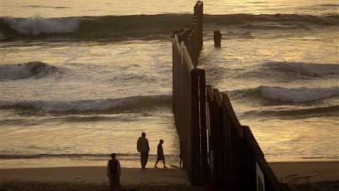Muchos tienen doble calidad de indocumentado, en EEUU y en sus propios países.
