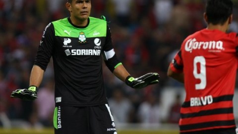 Osaldo Sánchez asegura que no le faltó el respeto a la afición del Atlas