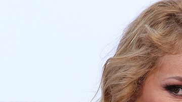 Abogado de CMG Entertainment es descalificado en demanda contra Paulina Rubio.