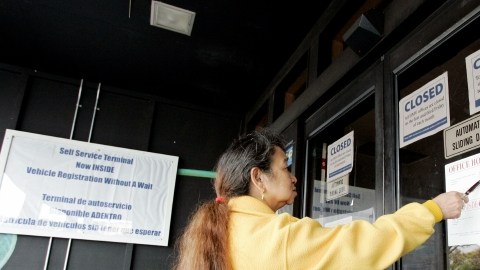 Las llamadas sobre el desempleo serán atendidas únicamente de 8 a.m. a 12 p.m. de lunes a viernes, excepto los días festivos.