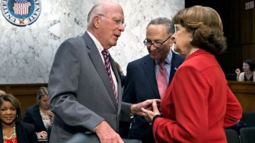 Los senadores Patrick Leahy (izquierda), Chuck Schumer y Dianne Feinstein durante una de las vistas sobre la reforma llevadas a cabo cámara alta.