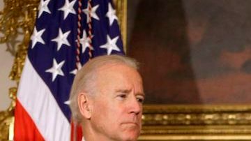 El presidente Obama habló en la Casa Blanca junto al vicepresidente Joe Biden y la secretaria de Seguridad Nacional, Janet Napolitano.