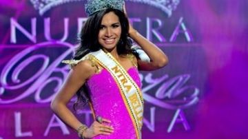 Marisela Demontecristo se coronó como 'Nuestra belleza latina' la noche del domingo.