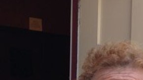 Olga Linares (der.) y Teresa Chanci de Ortiz votaron juntas en Van Nuys.