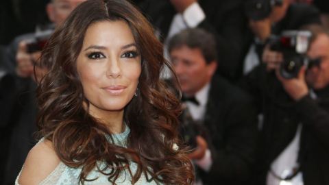 Longoria de 38 años realizó una tesis sobre la mujer latina en EEUU.