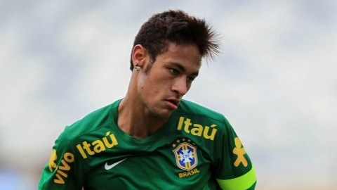 Real Madrid y Barcelona están interesados por los servicios del brasileño Neymar