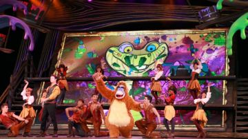 Personajes de  nuevo show 'Mickey and the Magic Map', que estrenó hoy  en Disneyland.