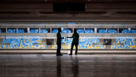 Aún no se sabe si el juego Brasil-Inglaterra se jugará como se tiene programado el domingo en Maracaná.
