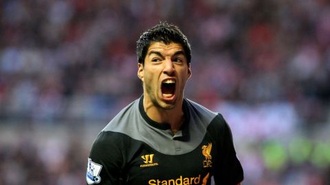 Reconoce el polémico Suárez que le gustaría jugar con la blanca.