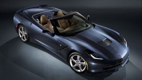 El nuevo Corvette Stingray 2014 descapotable saldrá a la venta  a finales de año. Es el  más potente de la historia del auto.