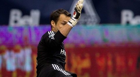 Fagúndez y Saer Sene anotan en el partido donde Revolution de Nueva Inglaterra goleó 5-0 sobre al dos veces defensor de la MLS, el Galaxy de Los Angeles.