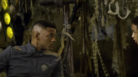 El filme coprotagonizada por su hijo Jaden rindió por debajo de las expectativas.