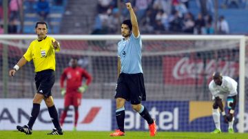 Uruguay vence a Francia con gol de Suárez