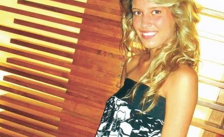 Salas destaca que heredó de su padre la "sonrisa y el color de piel".