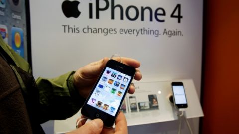 Samsung y Apple están enfrascadas en una batalla global por sus teléfonos multifuncionales.