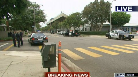 Las víctimas fueron impactadas por las balas en una zona colindante al campus.