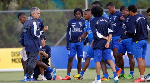 Propositivo y agresivo, son las características que tendrá que poner en práctica Ecuador si busca ganarle a la selección argentina este martes, como parte de las eliminatorias Brasil 2014.