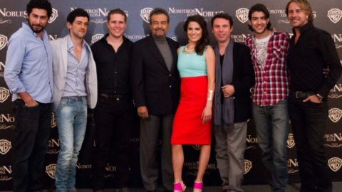 El elenco de la película "Nosotros los Nobles" que ha hecho historia en la taquilla.