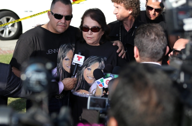 Familia De Jenni Rivera La Recuerdan A Los Seis Meses - La Opinión