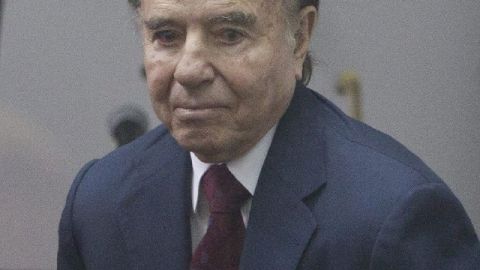 Carlos Menem fue sentenciado a siete años en prisión.
