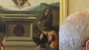 El arzobispo de Canterbury (i) visitó al Papa en el Vaticano.