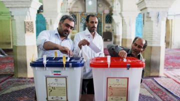 Los iraníes salieron a votar durante 15 horas, pero según  autoridades no hay ningún claro ganador e irán a segunda vuelta.