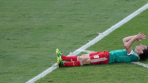 México no pudo con su historia adversa ante Italia y pierde en su debut en la Copa Confederaciones.