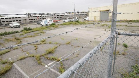 Un terreno cercano a la estación de trenes Diridon sería el propuesto para la construcción.