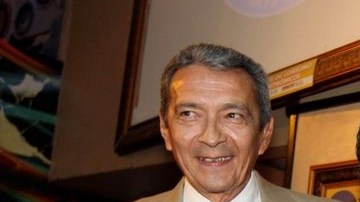 Mares (D) aquí con José Sulaimán, titular del CMB (c).