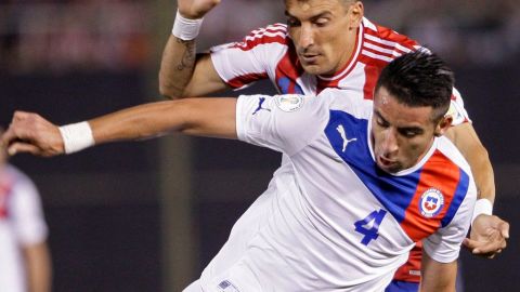 Chileno Isla renueva contrato con Juventus