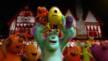 Mike (arriba der.) y Sully (centro)  regresan con 'Monsters University', que se estrena mañana.
