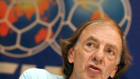 El técnico argentino César Luis Menotti