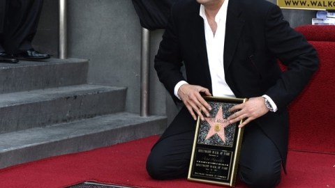 Pepe Aguilar también tiene su estrella en el Paseo de la Fama de Hollywood.