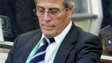 Óscar Washington Tabárez, entrenador  de Uruguay.