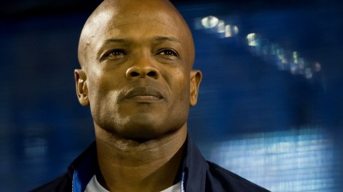 La prensa panameña ya pide 'la cabeza' del técnico  Dely Valdés, quien asegura que cuenta con el apoyo de la afición.