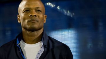 La prensa panameña ya pide 'la cabeza' del técnico  Dely Valdés, quien asegura que cuenta con el apoyo de la afición.