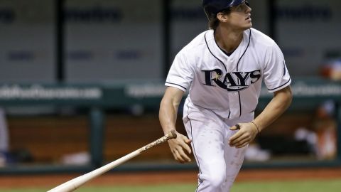 Myers desempacó procedente de kansas City y de inmediato bateó cuadrangular.
