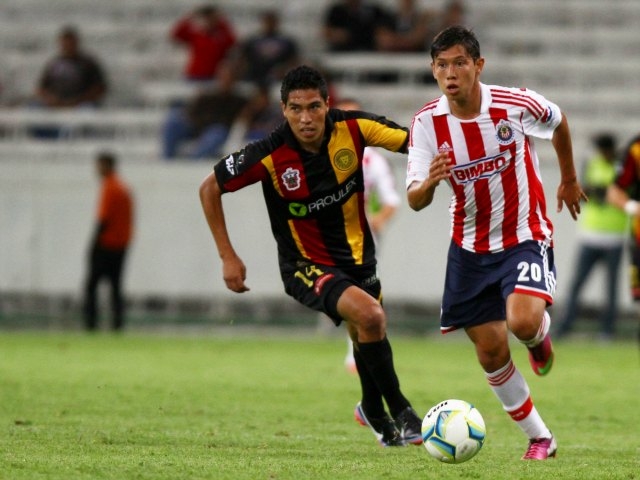 Chivas vence 1-0 a Leones Negros, en Copa Jalisco - La Opinión